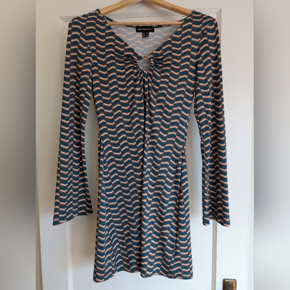 Streetwear Society Long Sleeve Pattern Dress